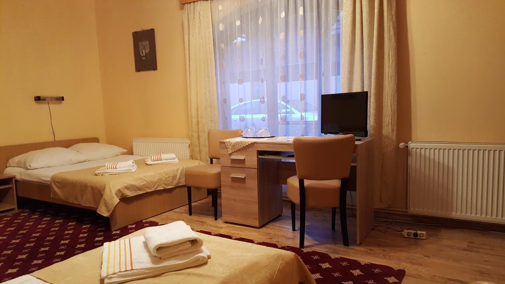Pension Ela Sibiu Bagian luar foto