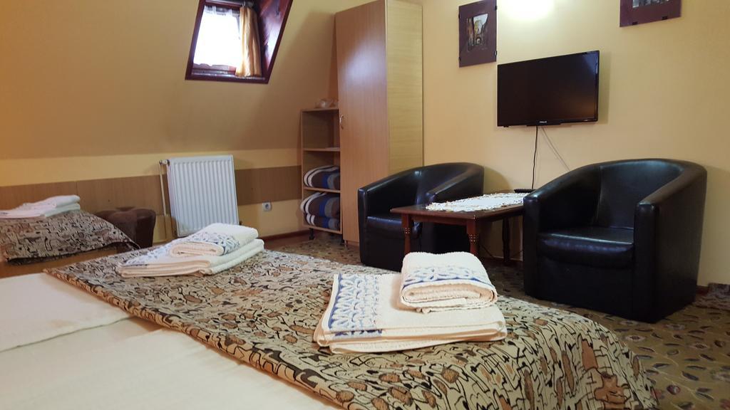 Pension Ela Sibiu Bagian luar foto